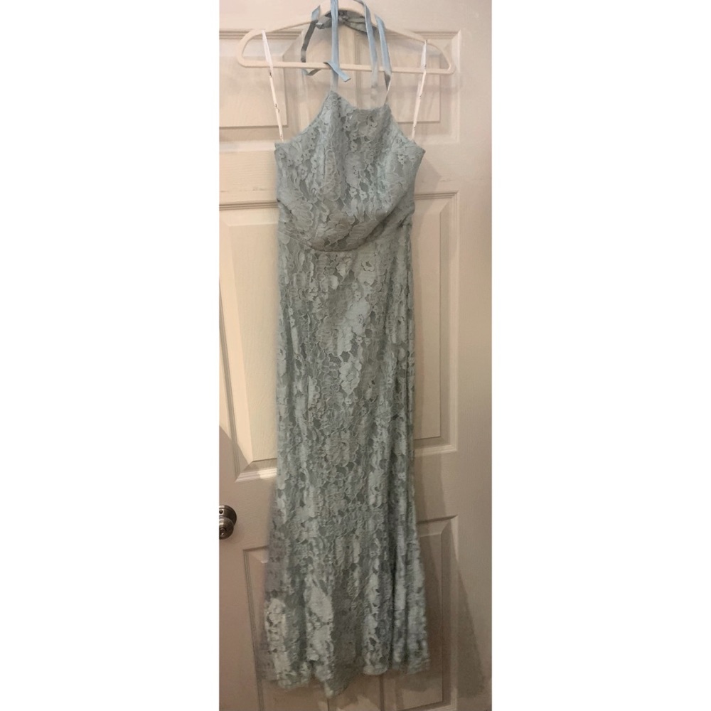 Lulus lace maxi dress size small